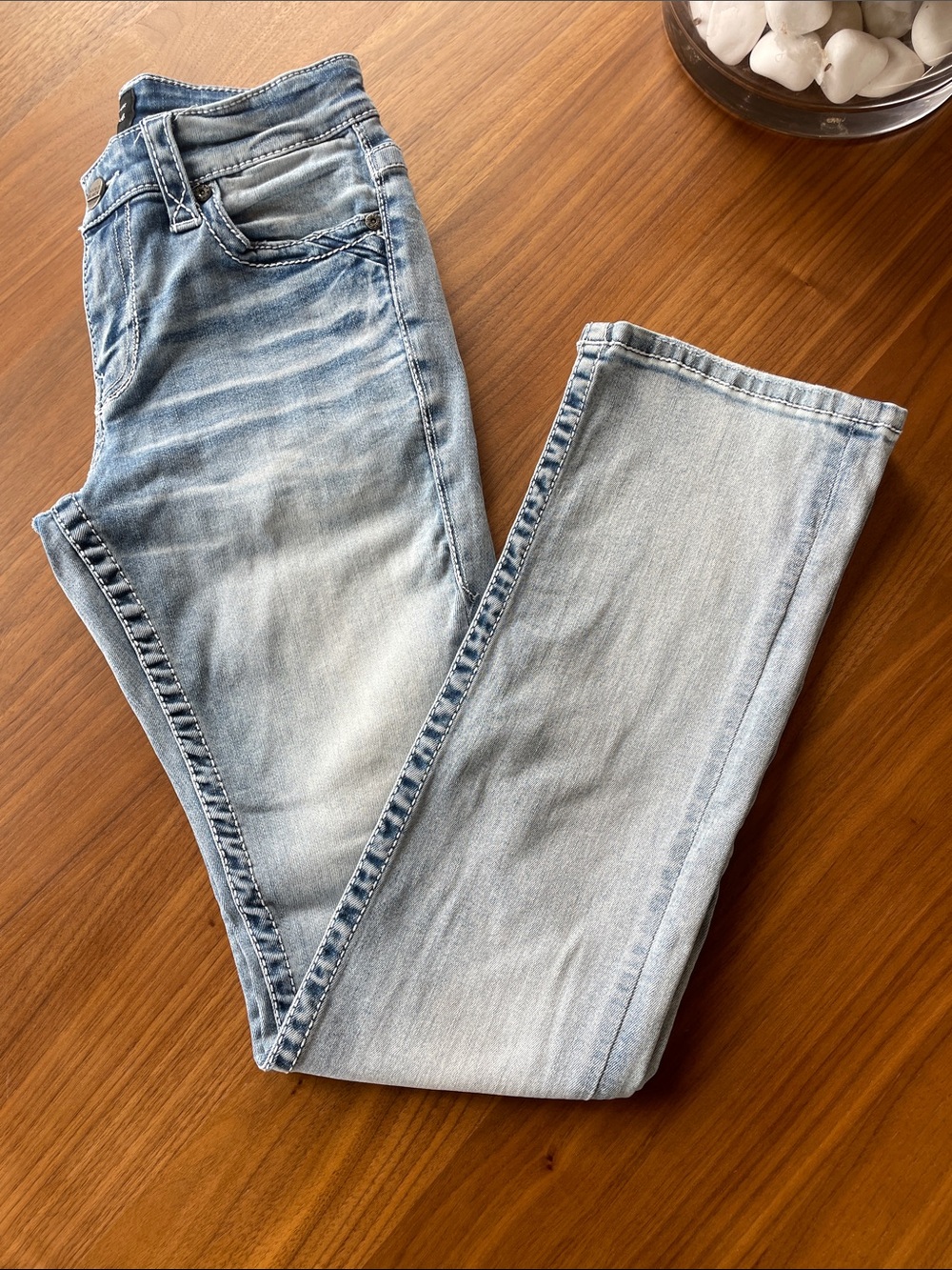 Buckle Black Light Wash Blue Bootcut Jeans - Picture 4 of 9